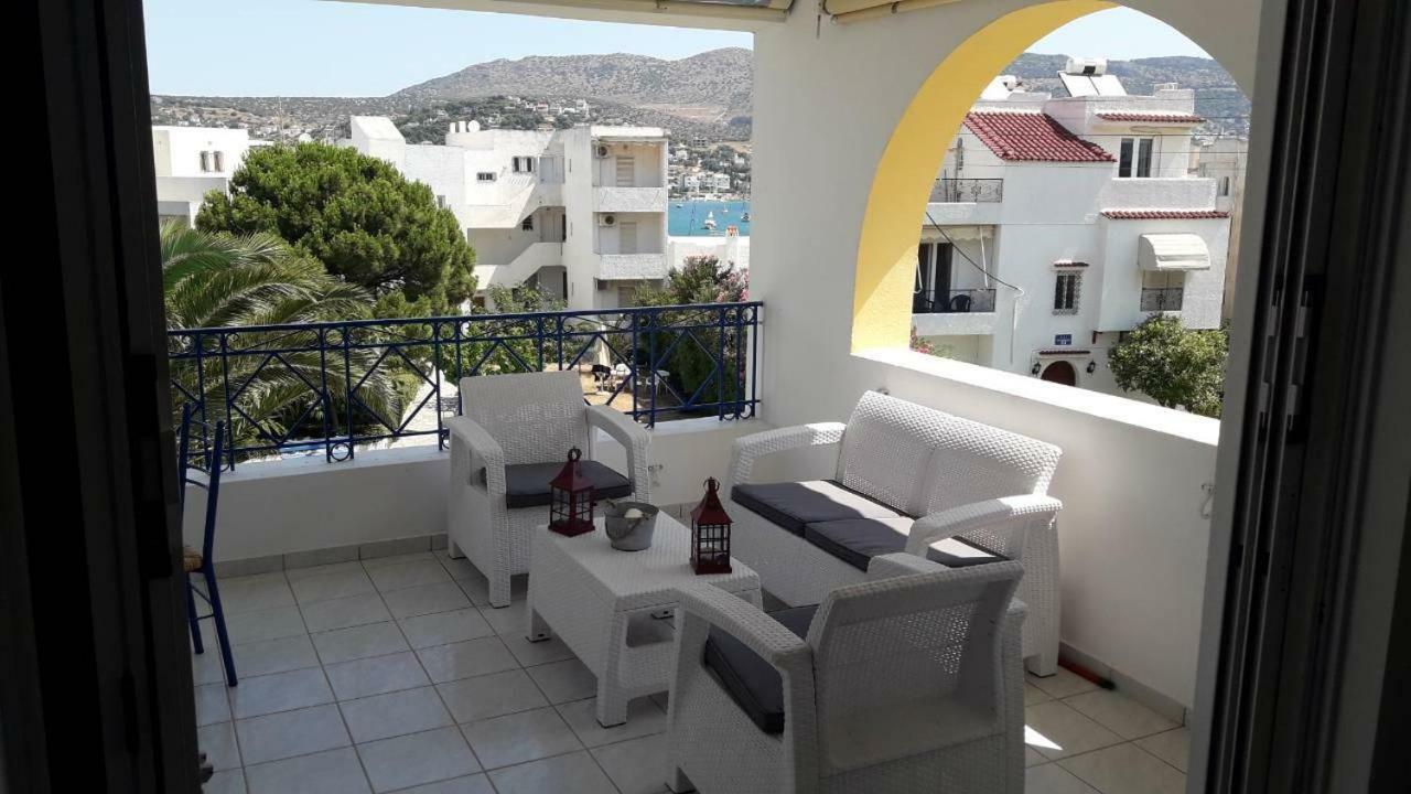 The Swan And The Gull, Porto Rafti Yacht Harbor Apartment Экстерьер фото